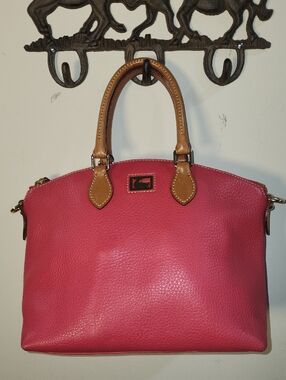 Dooney And Bourke Pebbled Soft Leather Pink Satchel Handbag Tan Duck Logo Purse